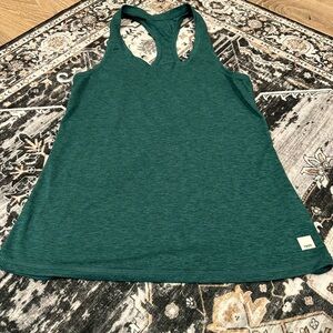 Vuori green tank